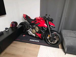 DUCATI STREETFIGHTER V4 MY2022
