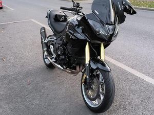 TRIUMPH TIGER 1050