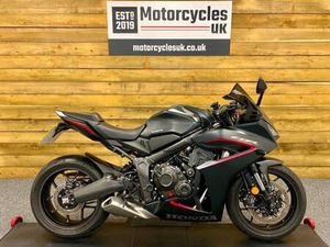 2024 HONDA CBR650R SUPER SPORT, 4,314 MILES, 1 OWNER FROM NEW, FSH, BIG SPEC!