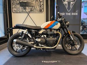 TRIUMPH SPEED TWIN 900