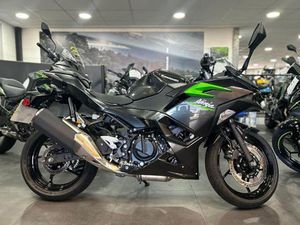 2025 25 PLATE PRE REGISTERED KAWASAKI EX 500 GSFNN NINJA 500 MOTORCYCLE GREY