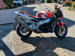 APRILIA TUONO 1000 R