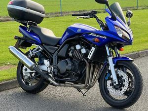 YAMAHA FZS600 FAZER 600 BLUE
