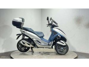 PIAGGIO MP3 YOURBAN LT 2011 32K GOOD RUNNING 3 WHEEL PROJECT SCOOTER TRIKE