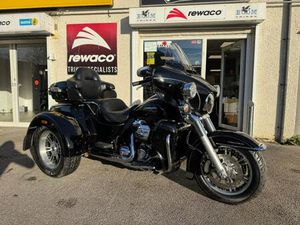 2017 66 HARLEY-DAVIDSON TRI GLIDE 107 TRIKE - 3500 MILES