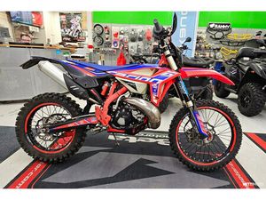 RACING REKISTERÖITY