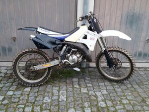 YAMAHA 125 2T TOP GONDOMAR (SÃO COSME), VALBOM E JOVIM