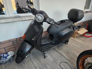 VESPA GTS 300 SUPERSPORT, NEUWERTIG, TUNING V FEINSTEN
