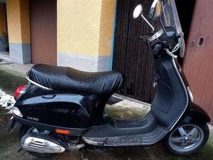 PIAGGIO VESPA LX 50 2T NERO