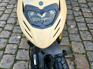 PIAGGIO 125 CCM TYPHOON