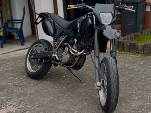 KTM LC4 640 SUPERMOTO