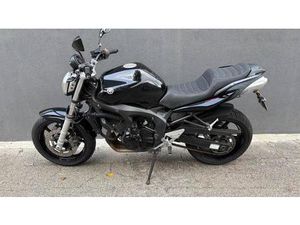 VENDO YAMAHA FZ6 (2004 - 07) USATA A ROSETO DEGLI ABRUZZI (CODICE 9882911) - MOTO.IT