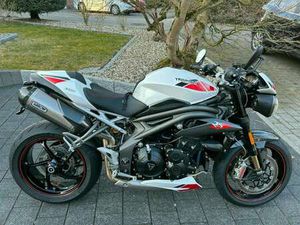 TRIUMPH SPEED TRIPLE 1050