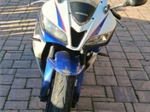 VENDITA MOTO HONDA CBR 600 RR