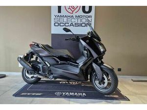 YAMAHA X-MAX 125 2024