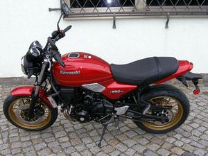 KAWASAKI Z650RS MIT GARANTIE BIS 23.03.2029!