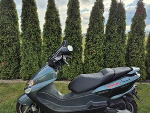 YAMAHA MAJESTATY 125 PEREDYLO