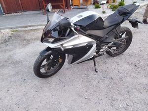 SPRZEDAM MOTOR YAMAHA YZF 125 MALUSZÓW