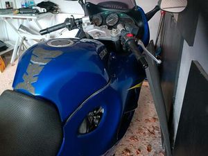 MOTORRAD ZU VERKAUFEN