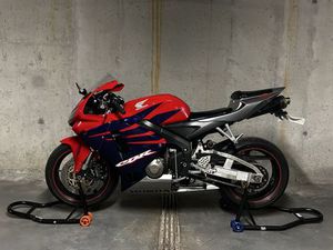 HONDA CBR 600 RR PC37, BEZWYPADKOWY, MIVV, NOWY NAPĘD, ALARM, 34K KM SOSNOWIEC