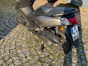 YAMAHA NMAX