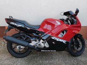 HONDA CBR 600F PC 25