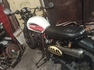SWM SIX DAYS SCRAMBLER