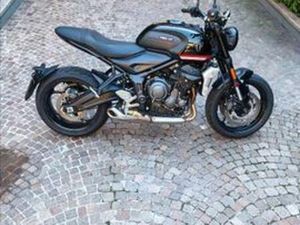 TRIUMPH TRIDENT 660 ABS