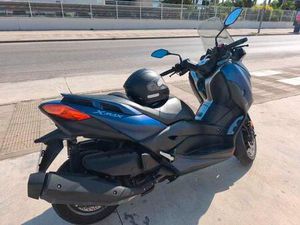 YAMAHA - XMAX 400 IMPECABLE