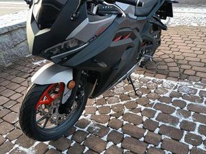 MOTOBI DL 125 STRADA WIE NEU 2 KM