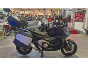 HONDA ADV 750 MIT VIEL ZUBEHÖR