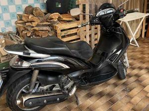 PIAGGIO BEVERLY 500 NERO