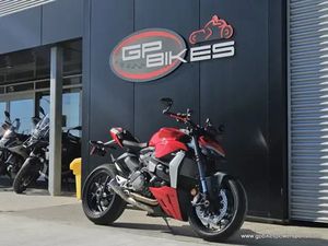 2022 DUCATI STREETFIGHTER V2 DUCATI RED