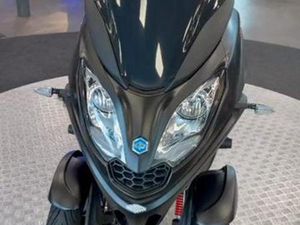 PIAGGIO MP3 300 HPE SPORT - 2021 - B-RIJBEWIJS — MOTOREN | PIAGGIO — MARKTPLAATS