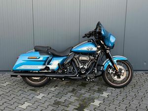 HARLEY-DAVIDSON STREET GLIDE ST FAST JOHNNIE