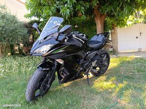 KAWASAKI NINJA 650