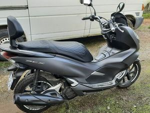 VENDS SCOOTER PCX HONDA 125