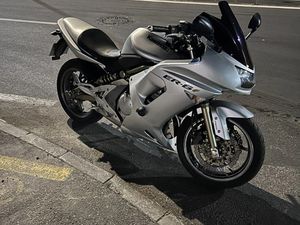 KAWASAKI ER ER-6F →