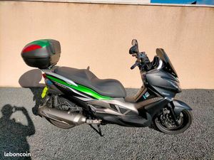 KAWASAKI J 300 ABS