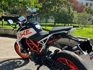 KTM 390 DUKE