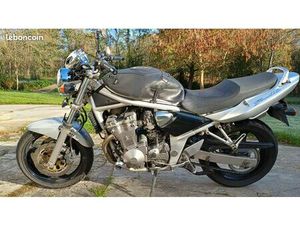 MOTO BANDIT SUZUKI 600N