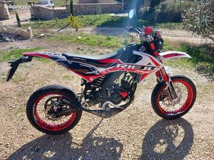 MOTO RIEJU MRT 50 SM PRO TROPHY