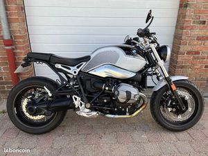 BMW R NINE T