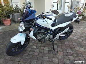 SUZUKI SFV 650 GLADIUS