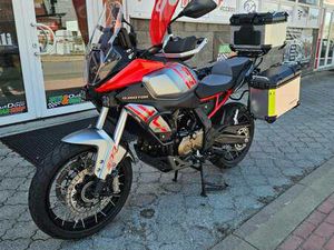 QJ MOTOR SRT 600 SX, NOVINKA, SADA KUFRŮ ZDARMA, ZÁRUKA 3 ROKY