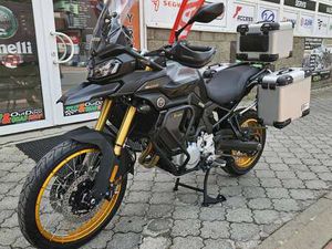 VOGE 900 DSX,E5+, 3X KUFR,BRZDY BREMBO, KONTROLA TRAKCE, QUICKSHIFTER