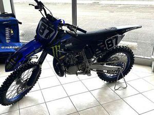 YZ 250 LC MONSTER EDITION