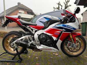 HONDA CBR1000RR SP SC59 FIREBLADE HRC