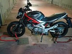 SUZUKI SFV GLADIUS 650 - 2012