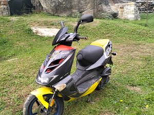 APRILIA SR 50